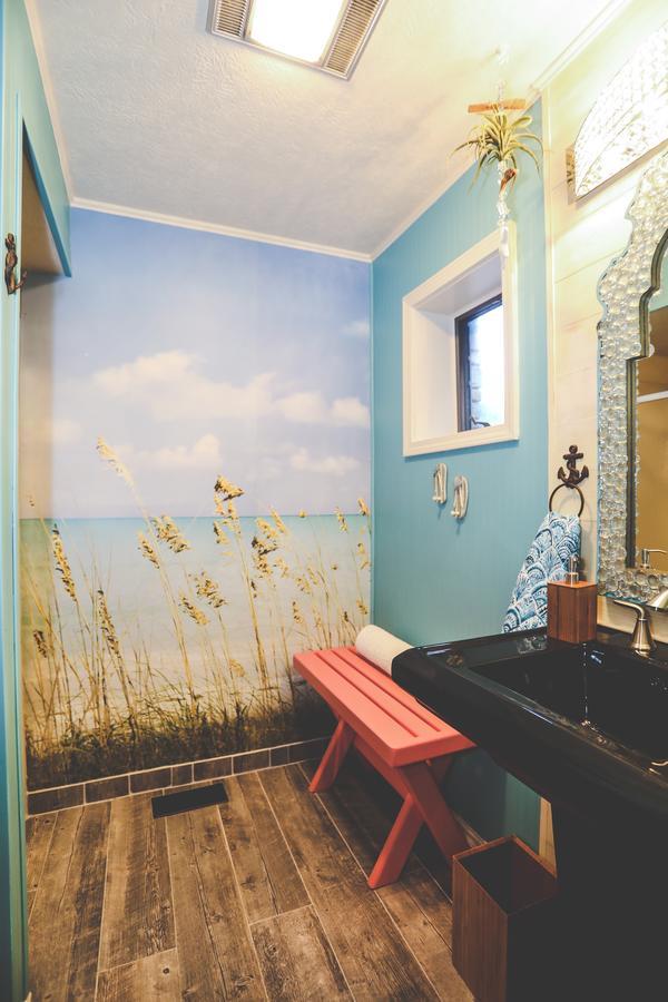 The Lodge At Beaver Lake Bed And Breakfast Роджърс Екстериор снимка